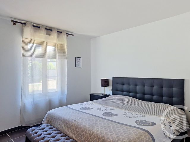 maison à vendre - 6 pièces - 153.0 m2 - ST PIERRE LES NEMOURS - 77 - ILE-DE-FRANCE - Century 21 Agence Notre-Dame