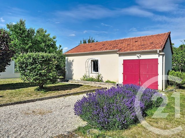 maison à vendre - 6 pièces - 153.0 m2 - ST PIERRE LES NEMOURS - 77 - ILE-DE-FRANCE - Century 21 Agence Notre-Dame