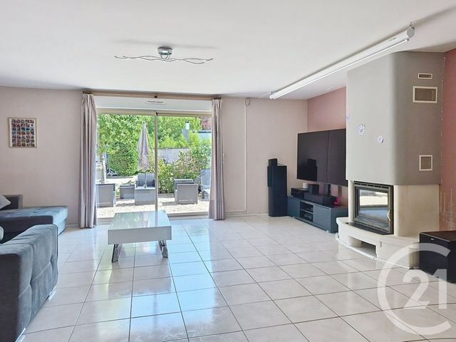 maison à vendre - 6 pièces - 153.0 m2 - ST PIERRE LES NEMOURS - 77 - ILE-DE-FRANCE - Century 21 Agence Notre-Dame