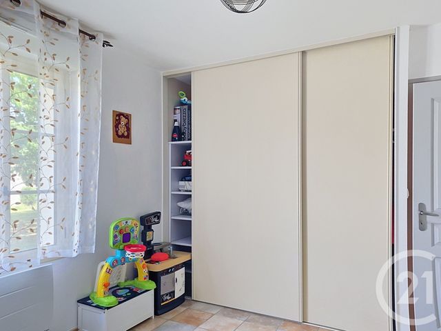 maison à vendre - 6 pièces - 153.0 m2 - ST PIERRE LES NEMOURS - 77 - ILE-DE-FRANCE - Century 21 Agence Notre-Dame