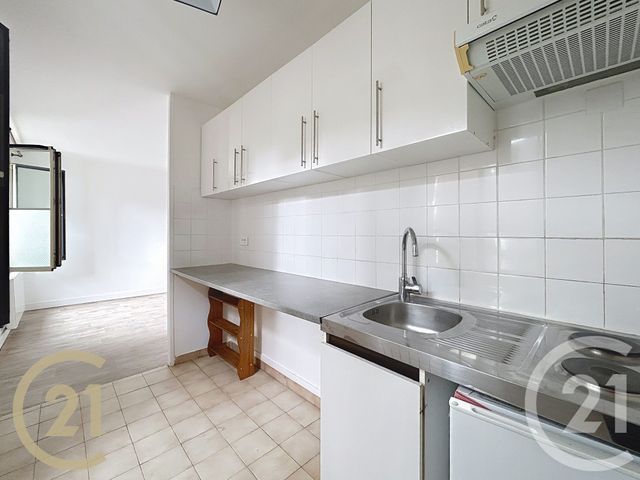 Appartement F1 à louer - 1 pièce - 28.09 m2 - MORET SUR LOING - 77 - ILE-DE-FRANCE - Century 21 Agence Notre-Dame