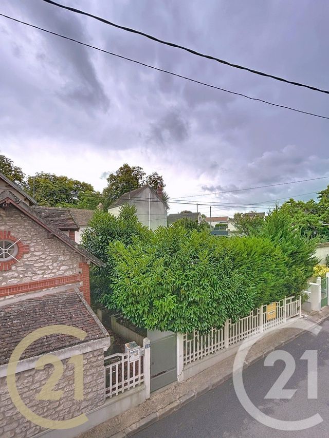 Appartement F1 à louer - 1 pièce - 28.09 m2 - MORET SUR LOING - 77 - ILE-DE-FRANCE - Century 21 Agence Notre-Dame