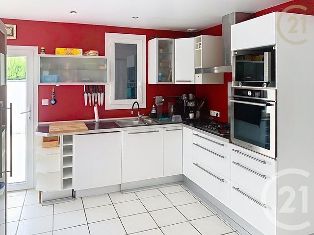 maison à vendre - 4 pièces - 73.43 m2 - MORET LOING ET ORVANNE - 77 - ILE-DE-FRANCE - Century 21 Agence Notre-Dame