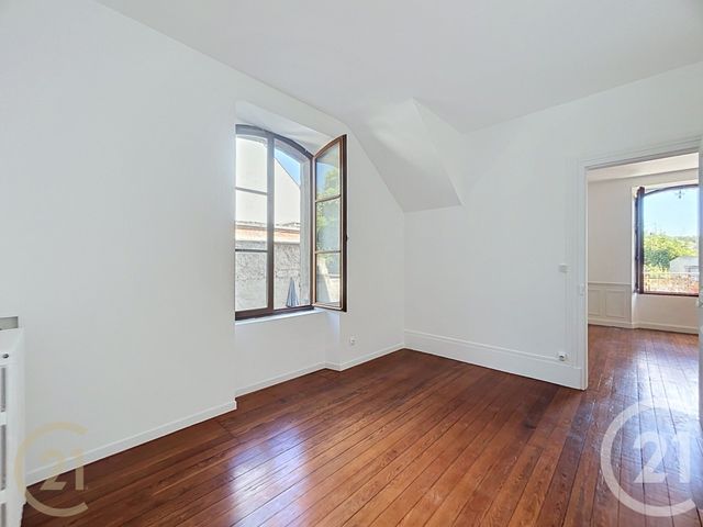 Appartement F4 à louer - 4 pièces - 78.8 m2 - VARENNES SUR SEINE - 77 - ILE-DE-FRANCE - Century 21 Agence Notre-Dame