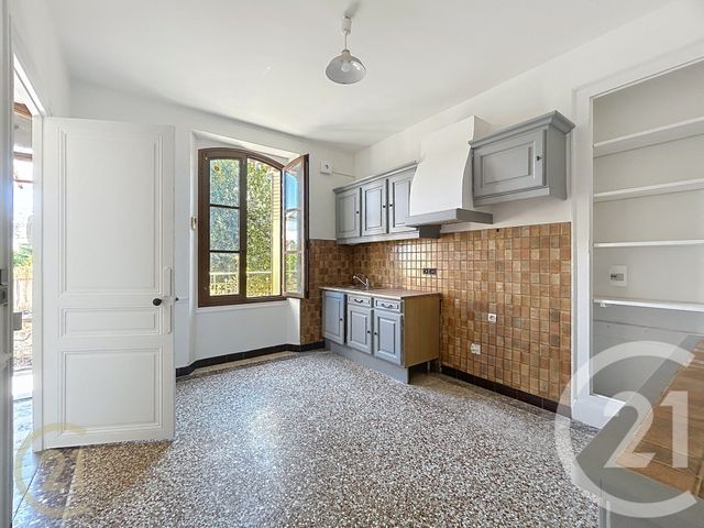 Appartement F4 à louer - 4 pièces - 78.8 m2 - VARENNES SUR SEINE - 77 - ILE-DE-FRANCE - Century 21 Agence Notre-Dame
