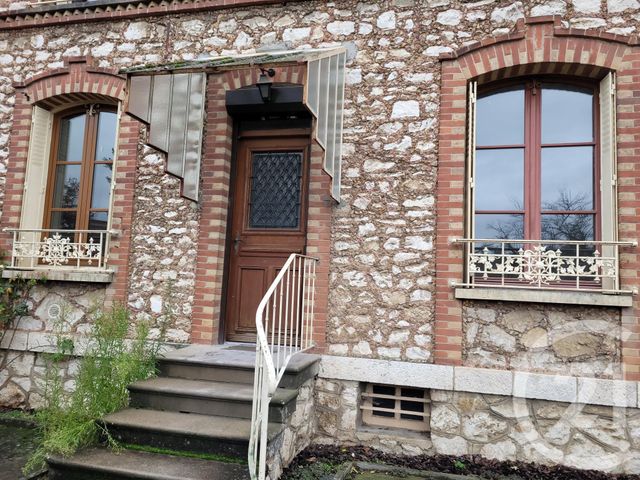 Appartement F4 à louer - 4 pièces - 78.8 m2 - VARENNES SUR SEINE - 77 - ILE-DE-FRANCE - Century 21 Agence Notre-Dame
