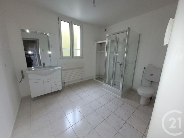 Appartement F4 à louer - 4 pièces - 78.8 m2 - VARENNES SUR SEINE - 77 - ILE-DE-FRANCE - Century 21 Agence Notre-Dame