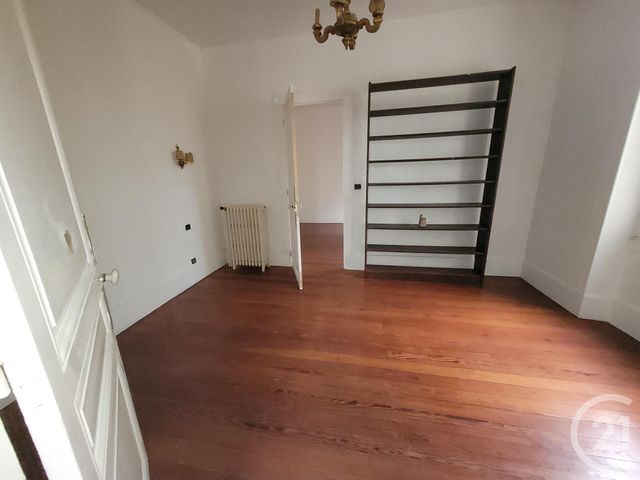 Appartement F4 à louer - 4 pièces - 78.8 m2 - VARENNES SUR SEINE - 77 - ILE-DE-FRANCE - Century 21 Agence Notre-Dame