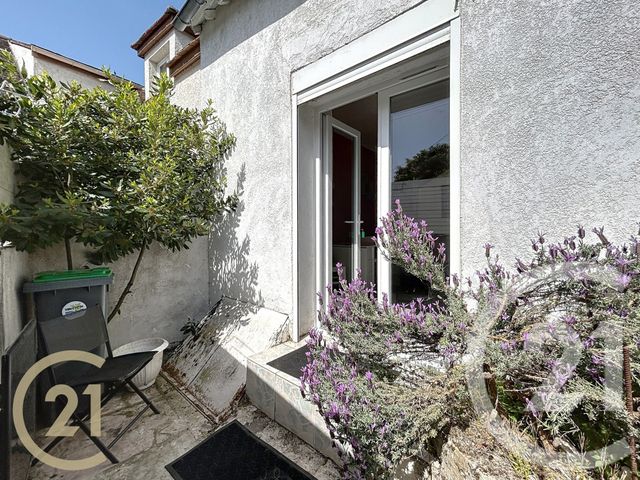 Appartement F2 à louer - 2 pièces - 24.34 m2 - ST MAMMES - 77 - ILE-DE-FRANCE - Century 21 Agence Notre-Dame