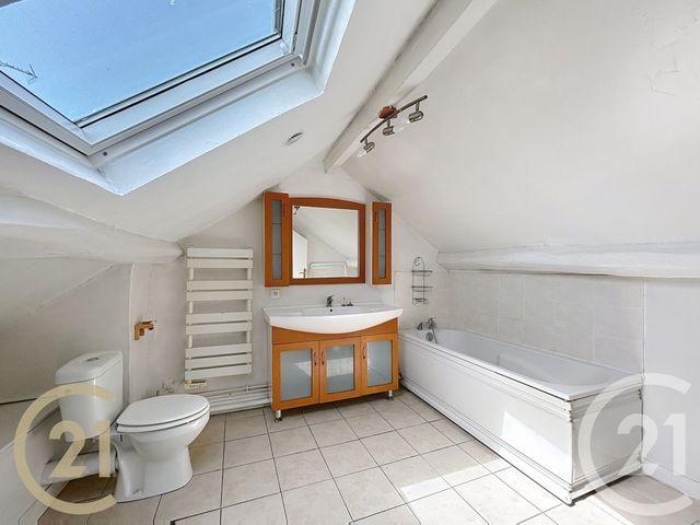 Appartement F2 à louer - 2 pièces - 24.34 m2 - ST MAMMES - 77 - ILE-DE-FRANCE - Century 21 Agence Notre-Dame