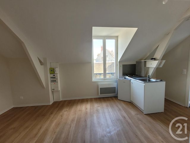 Appartement T1 à louer - 2 pièces - 29.1 m2 - MORET SUR LOING - 77 - ILE-DE-FRANCE - Century 21 Agence Notre-Dame