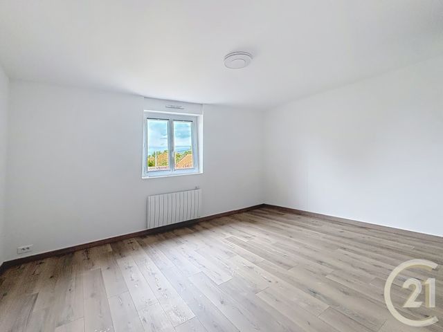 Appartement Studio à louer - 1 pièce - 30.41 m2 - MORET LOING ET ORVANNE - 77 - ILE-DE-FRANCE - Century 21 Agence Notre-Dame