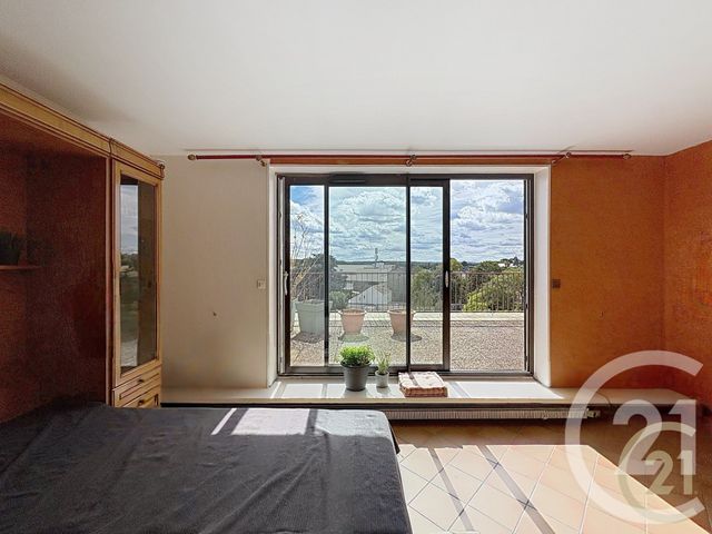Appartement F3 à louer - 3 pièces - 87.2 m2 - FONTAINEBLEAU - 77 - ILE-DE-FRANCE - Century 21 Agence Notre-Dame
