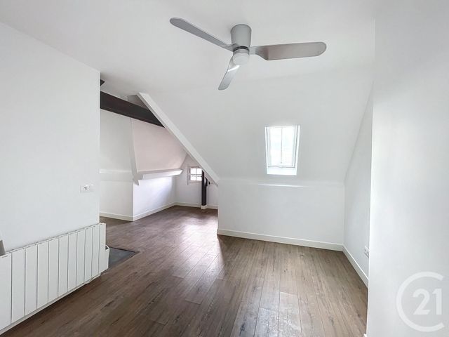 Appartement Studio à louer - 1 pièce - 21.16 m2 - MORET LOING ET ORVANNE - 77 - ILE-DE-FRANCE - Century 21 Agence Notre-Dame